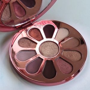 Tarte - Love, Trust & Fairy Dust Eyeshadow Palette